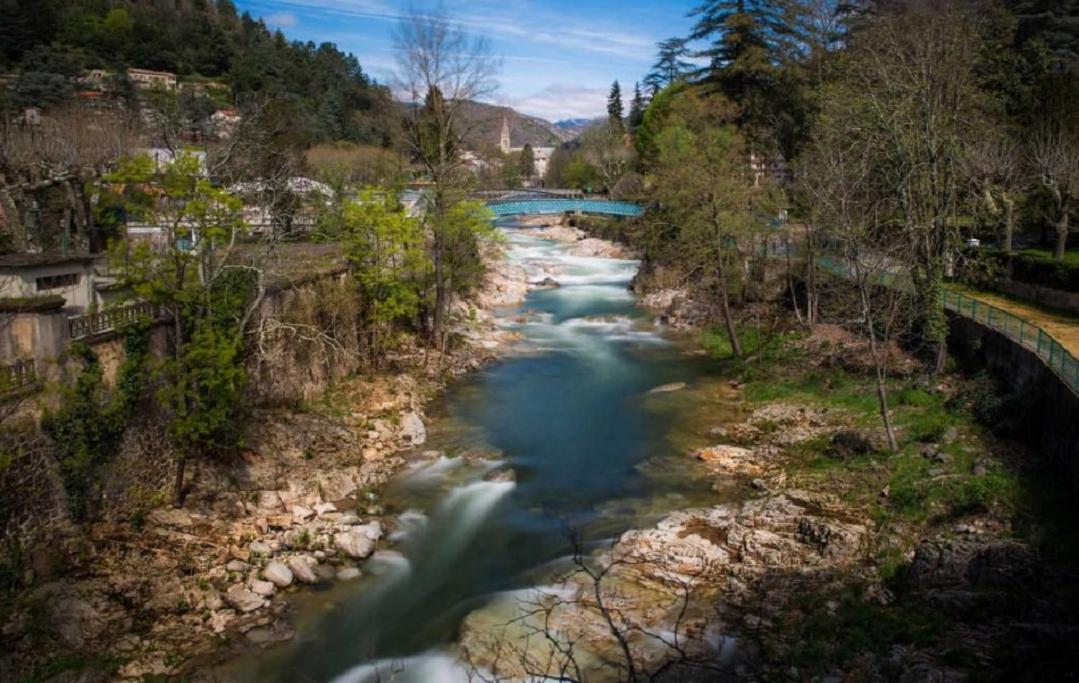 Chalet "Le Petit Olivier" Gites Appart 'Hotel L'Echappee Belle D'Aubenas Logement 2 Sur 3 Eksteriør bilde