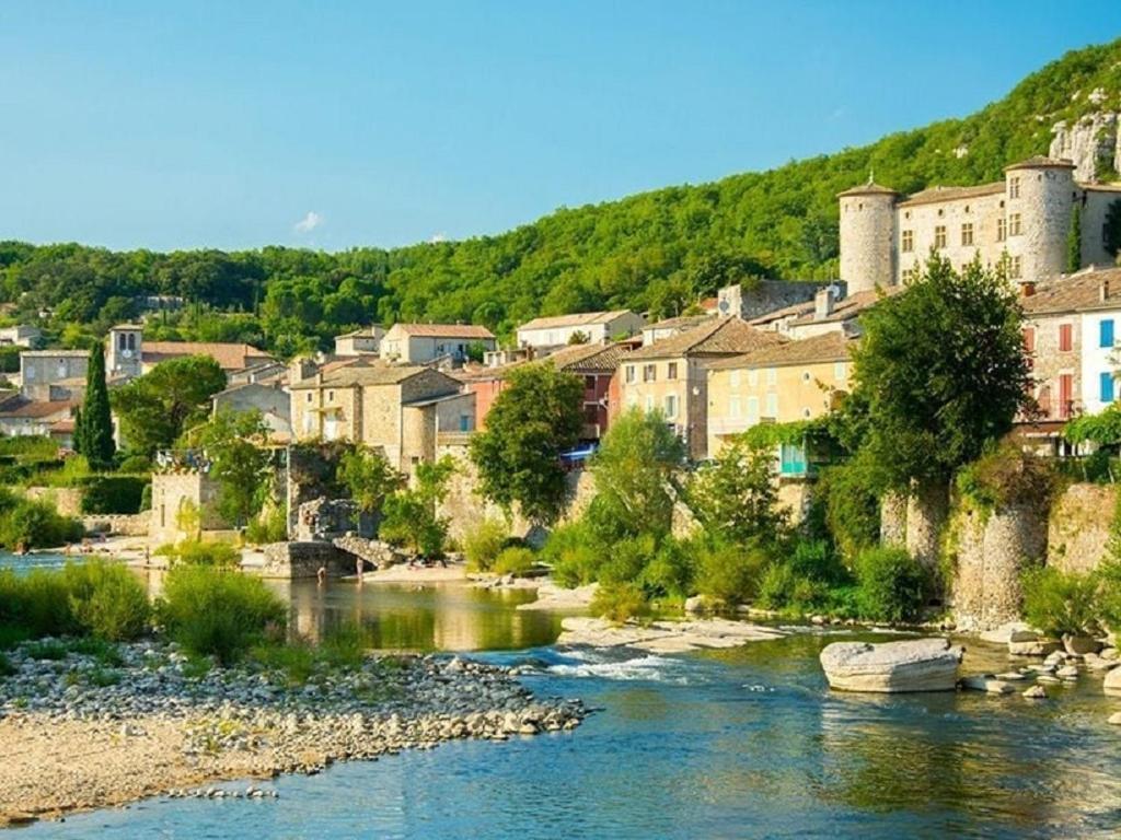 Chalet "Le Petit Olivier" Gites Appart 'Hotel L'Echappee Belle D'Aubenas Logement 2 Sur 3 Eksteriør bilde